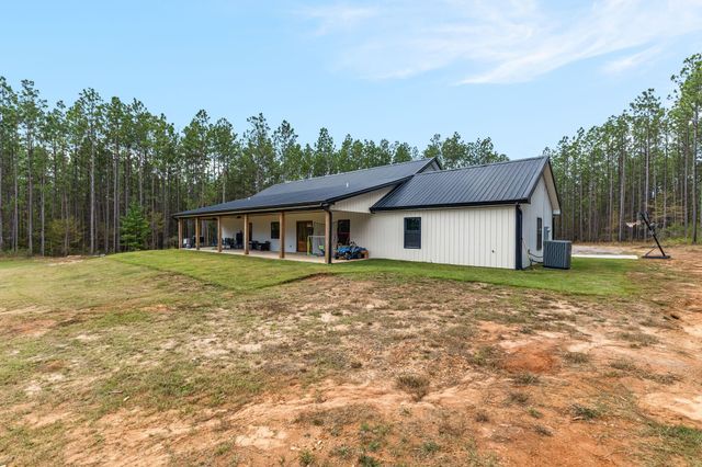 45 Entrekin Ln., Purvis, MS 39475