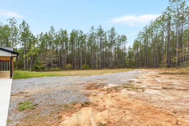 45 Entrekin Ln., Purvis, MS 39475