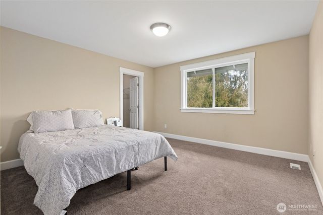 7633 Countrywood Drive SE, Olympia, WA 98501