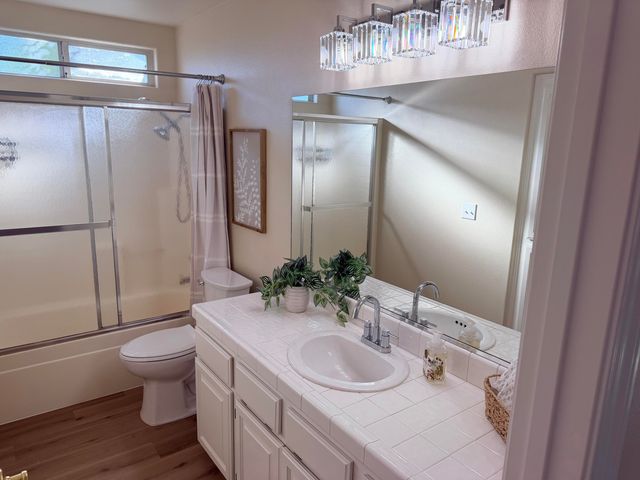 4365 Heather Ridge Lane, Redding, CA 96001