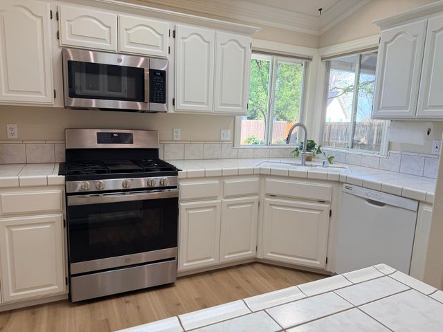 4365 Heather Ridge Lane, Redding, CA 96001