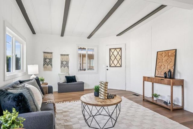 423 Chateau la Salle Drive, San Jose, CA 95111