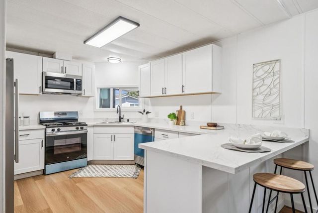 423 Chateau la Salle Drive, San Jose, CA 95111