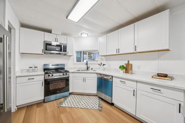 423 Chateau la Salle Drive, San Jose, CA 95111