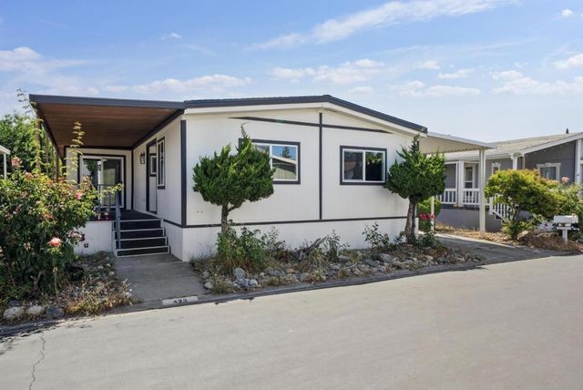 423 Chateau la Salle Drive, San Jose, CA 95111