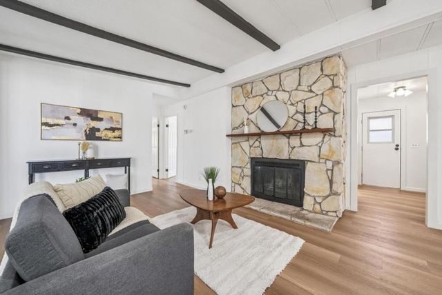 423 Chateau la Salle Drive, San Jose, CA 95111