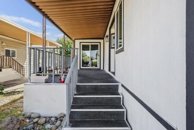 423 Chateau la Salle Drive, San Jose, CA 95111