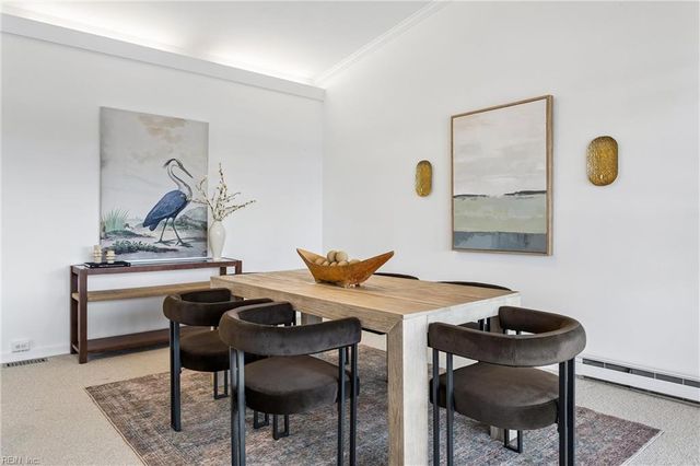 220 Southpoint DR, Williamsburg, VA 23185