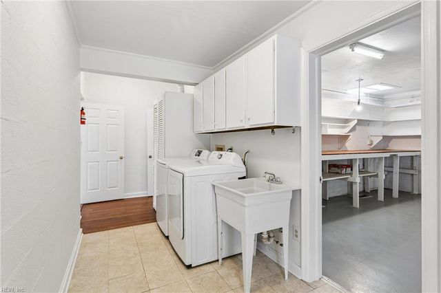 220 Southpoint DR, Williamsburg, VA 23185