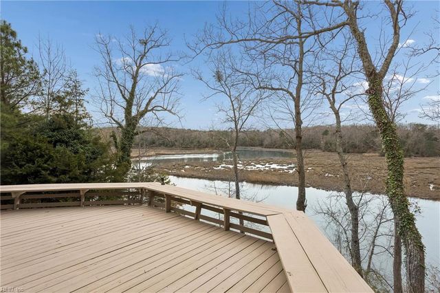 220 Southpoint DR, Williamsburg, VA 23185