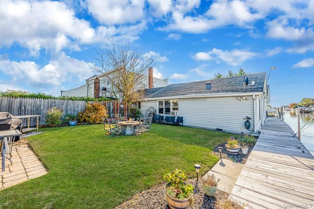 504 Fire Island Avenue 2, Babylon, NY 11702