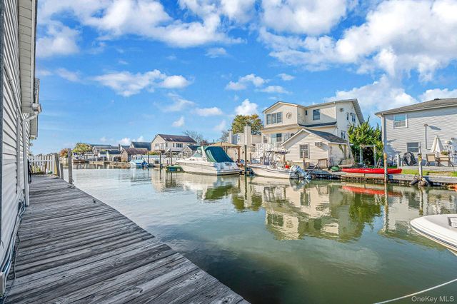 504 Fire Island Avenue 2, Babylon, NY 11702