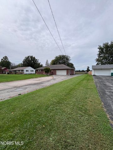 640 N Fostoria Road, Northwood, OH 43619