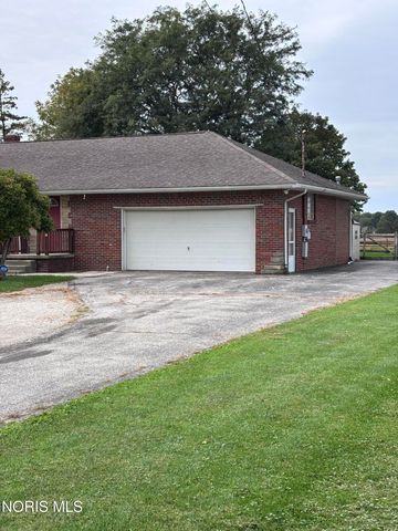 640 N Fostoria Road, Northwood, OH 43619