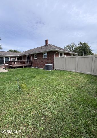 640 N Fostoria Road, Northwood, OH 43619