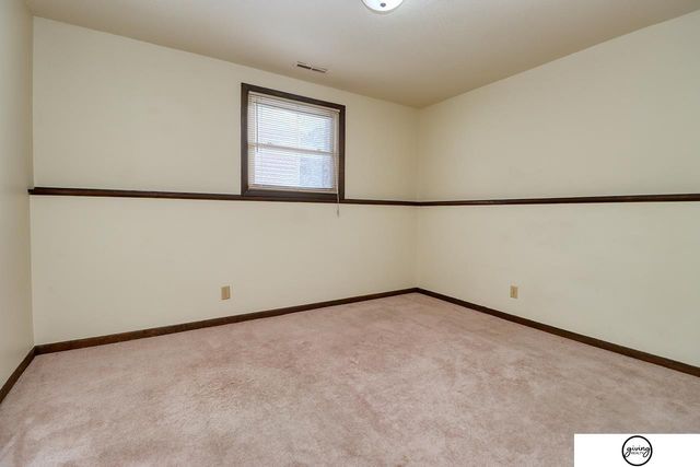 2922 N Cotner Boulevard, Lincoln, NE 68507