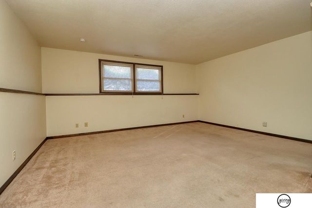 2922 N Cotner Boulevard, Lincoln, NE 68507