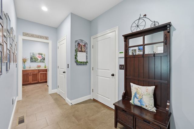 406 N Liberty St, Belchertown, MA 01007