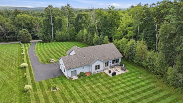 406 N Liberty St, Belchertown, MA 01007