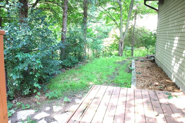 6905 Colt CIRCLE, West Bend, WI 53090