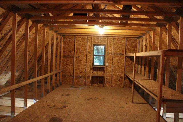 6905 Colt CIRCLE, West Bend, WI 53090