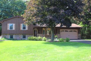6905 Colt CIRCLE, West Bend, WI 53090