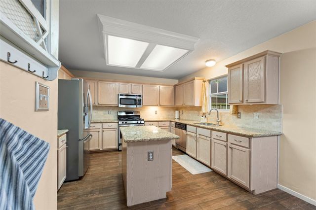 22306 Laguna Trace Court Court, Richmond, TX 77407