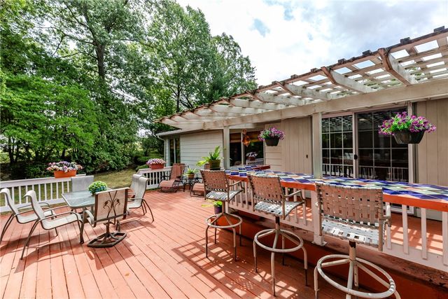 1 Polly Drive, North Providence, RI 02911