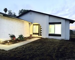 1151 Conway Dr, Escondido, CA 92027