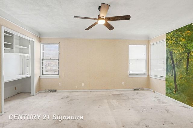 400 W Lynn Street, Carrollton Twp, MI 48604