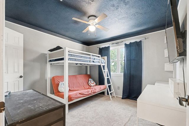 305 Bull Run Drive, League City, TX 77573