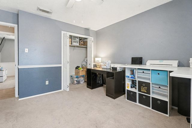 305 Bull Run Drive, League City, TX 77573