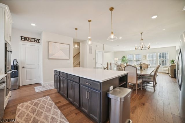 5 Marigold Ct, Warren Twp., NJ 07059