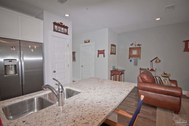 1541 Farragut Way, Pensacola, FL 32534