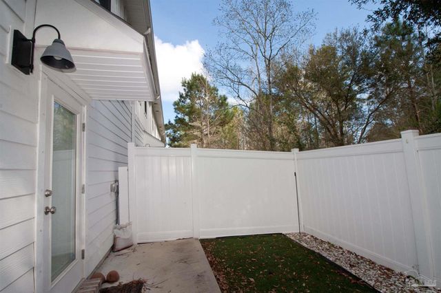 1541 Farragut Way, Pensacola, FL 32534