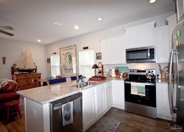 1541 Farragut Way, Pensacola, FL 32534