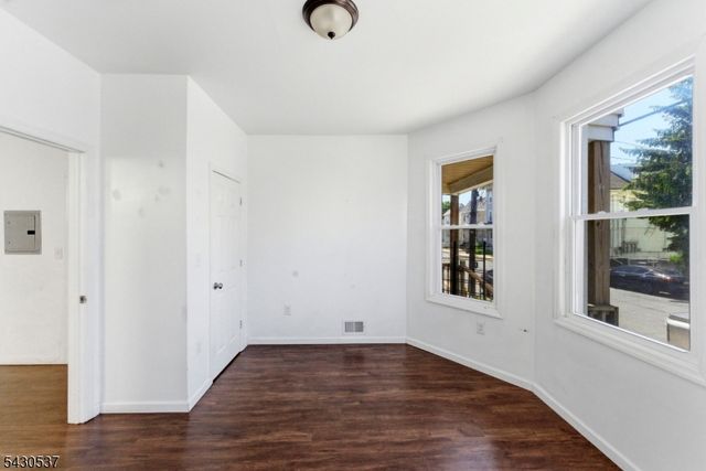 256 21St St, Irvington Twp., NJ 07111