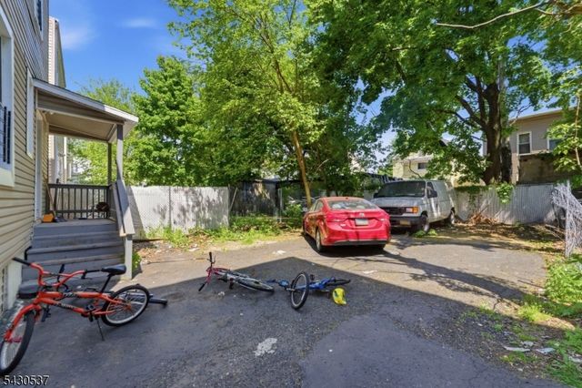 256 21St St, Irvington Twp., NJ 07111