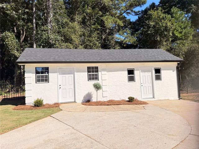 2887 Lake Jodeco Road, Jonesboro, GA 30236