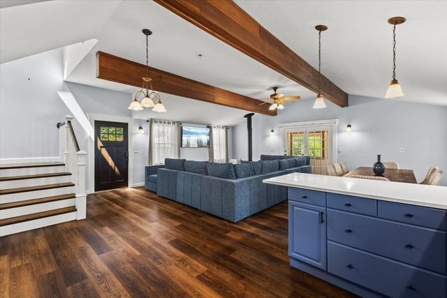 64 Richards Ave, Sharon, MA 02067