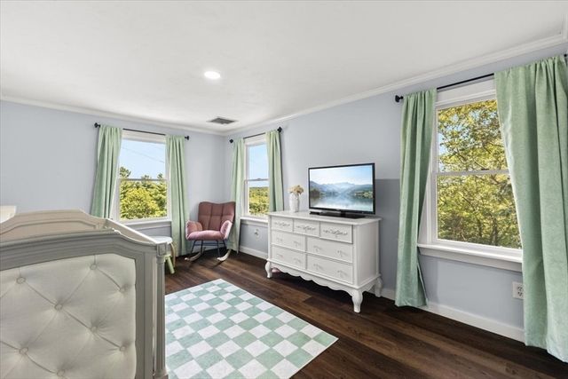 64 Richards Ave, Sharon, MA 02067