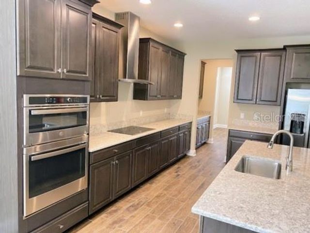 16142 MONTEREY GREENS CIRCLE, Tampa, FL 33647