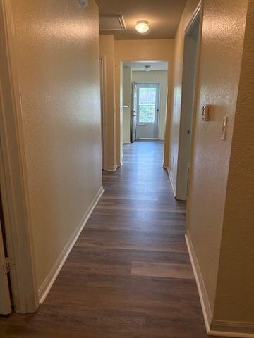 619 N Vionett Lane, Texas City, TX 77591