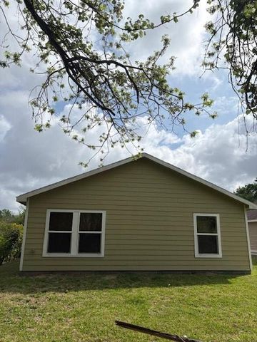 619 N Vionett Lane, Texas City, TX 77591