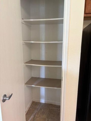 619 N Vionett Lane, Texas City, TX 77591