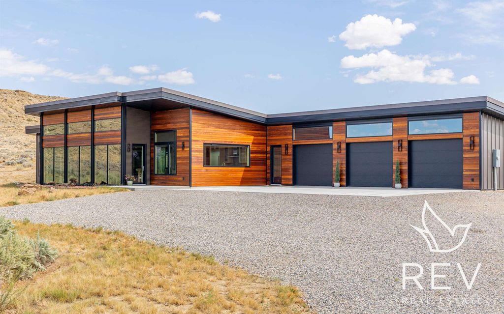 21 Tailwinds Dr, Cody, WY 82414 photo 3