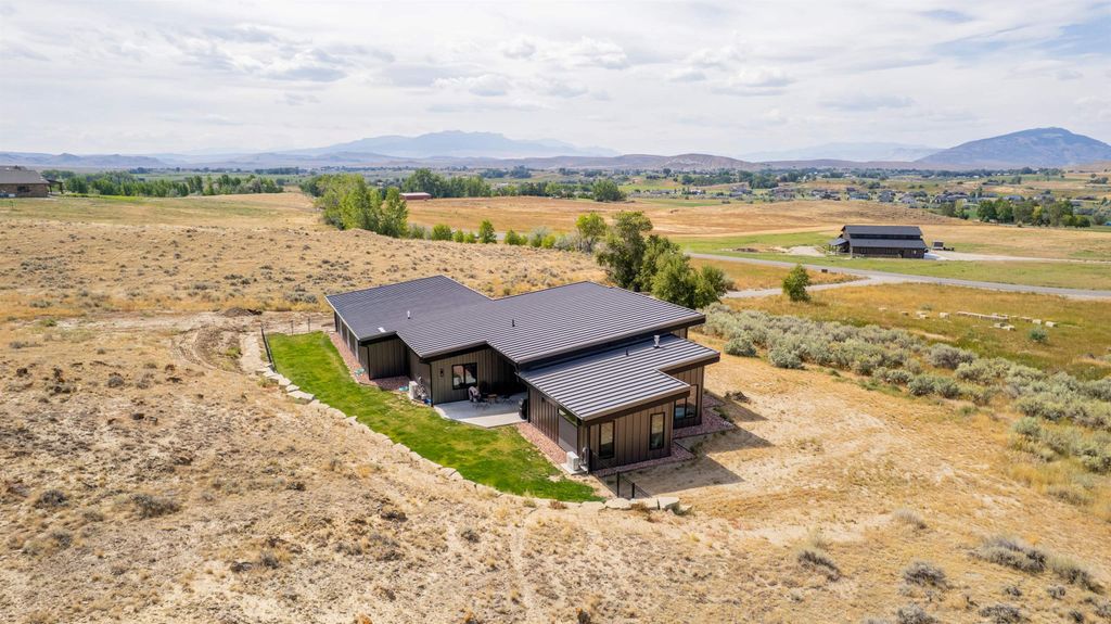 21 Tailwinds Dr, Cody, WY 82414 photo 45