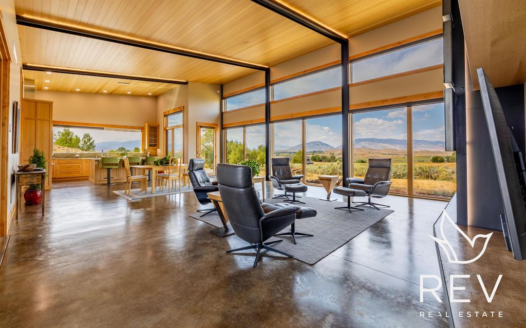 21 Tailwinds Dr, Cody, WY 82414 photo 9