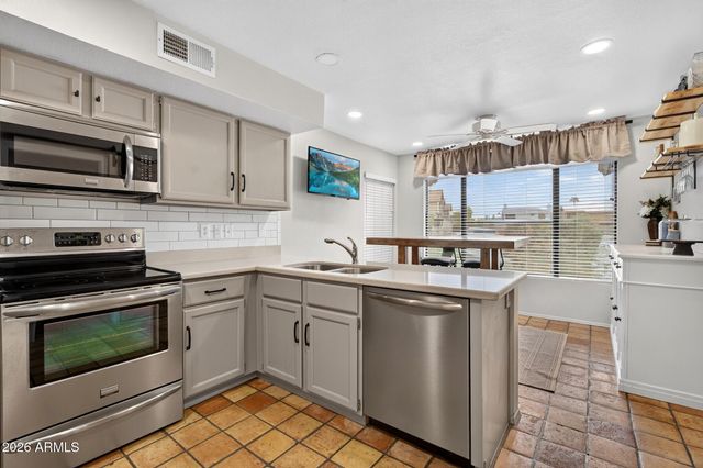1211 N LEOMA Court, Chandler, AZ 85225