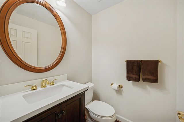 2710 Langley Circle, Glenview, IL 60025